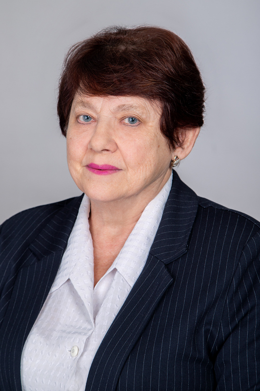 Смирнова Людмила Васильевна.